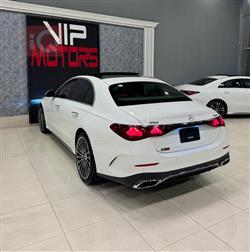 مرسيدس بنز E-Class